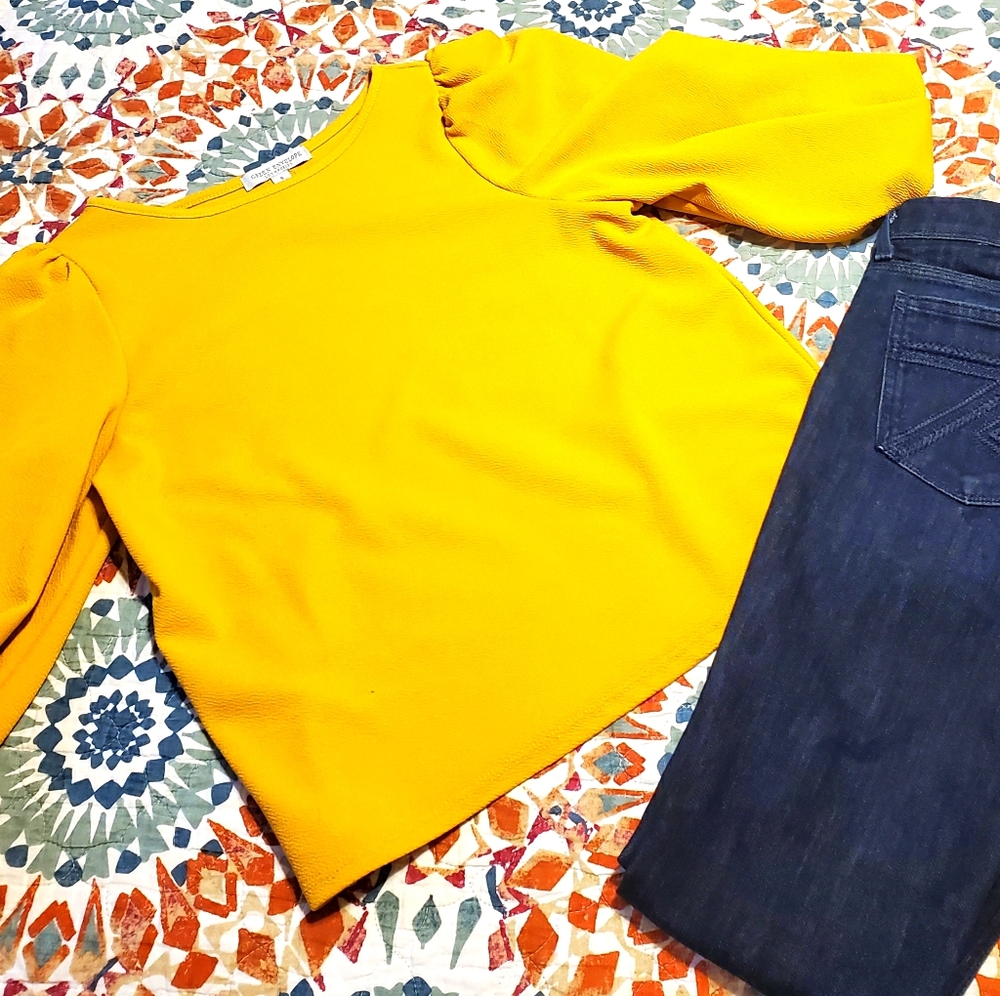 Green Envelope 3/4 sleeve top